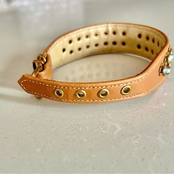 Wall Street Saratoga >Opalescent Crystal Embellished Leather Toy Dog Collar - Picture 8 of 14